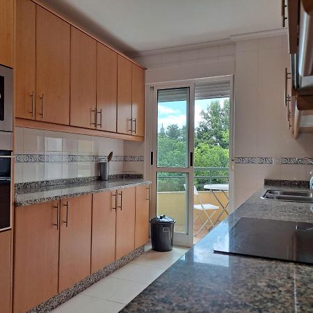 Apartamento Con Vistas, Amplio Y Luminoso Monforte De Lemos Ngoại thất bức ảnh