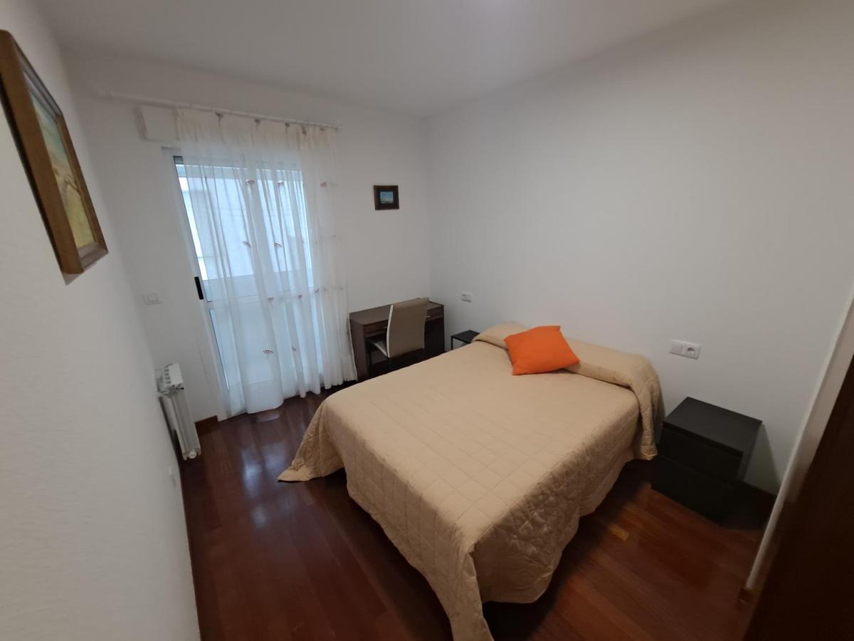 Apartamento Con Vistas, Amplio Y Luminoso Monforte De Lemos Ngoại thất bức ảnh